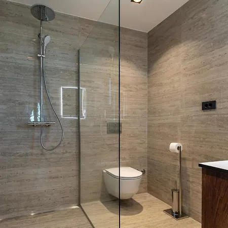 Βίλα Luxury Meden Dol With Heated Pool, Hot-tub, 2 Saunas