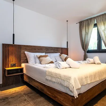 Luxury Meden Dol With Heated Pool, Hot-tub, 2 Saunas Βίλα Skradin