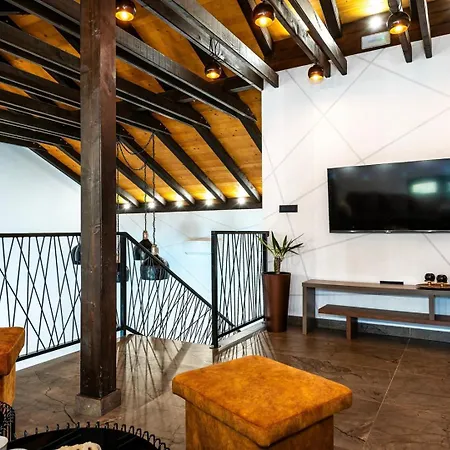 Βίλα Luxury Meden Dol With Heated Pool, Hot-tub, 2 Saunas Skradin