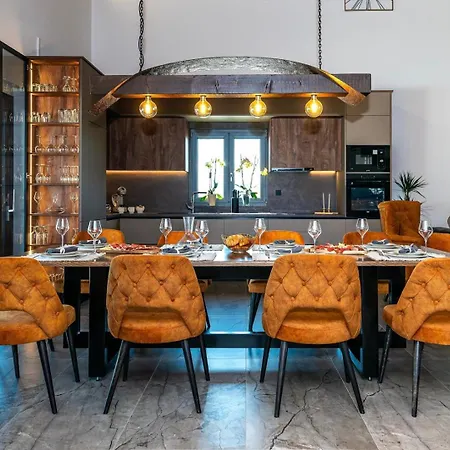 Luxury Meden Dol With Heated Pool, Hot-tub, 2 Saunas Βίλα *