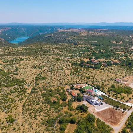 Βίλα Luxury Meden Dol With Heated Pool, Hot-tub, 2 Saunas *