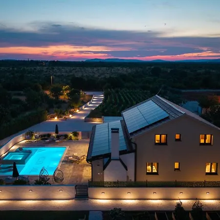 Villa Luxury Meden Dol With Heated Pool, Hot-tub, 2 Saunas *