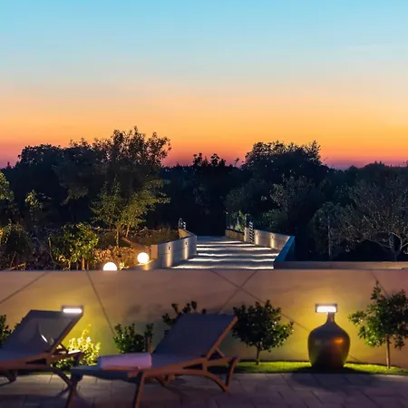 Luxury Meden Dol With Heated Pool, Hot-tub, 2 Saunas Skradin