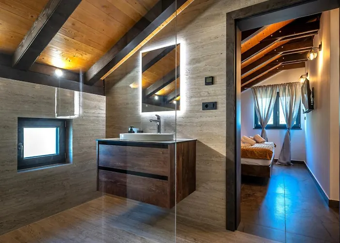 Luxury Meden Dol With Heated Pool, Hot-tub, 2 Saunas Villa Skradin