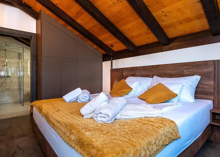 Villa Luxury Meden Dol With Heated Pool, Hot-tub, 2 Saunas *