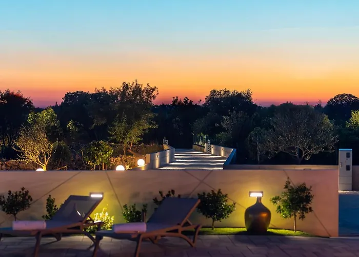 Luxury Meden Dol With Heated Pool, Hot-tub, 2 Saunas Skradin