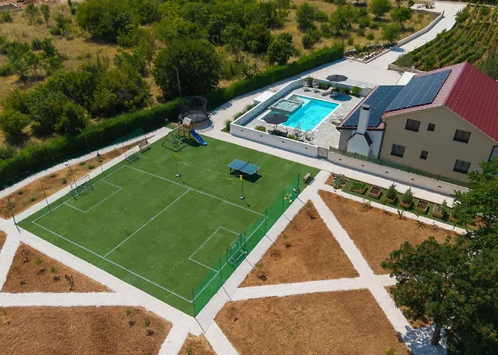 Villa Luxury Meden Dol With Heated Pool, Hot-tub, 2 Saunas